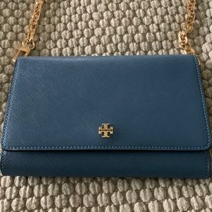 Blue Tory Burch cross body bag, gold chain strap!